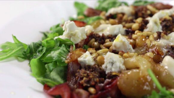 ensalada de queso y nueces