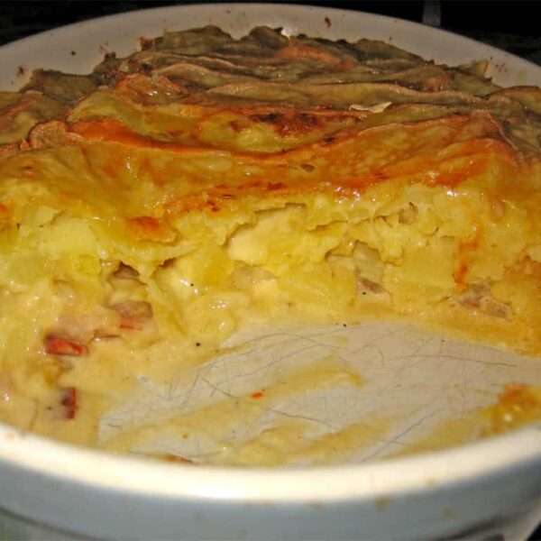 Receta de tartiflette, patatas gratinadas con bacon y queso