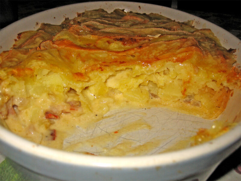 Receta De Tartiflette, Patatas Gratinadas Con Bacon Y Queso