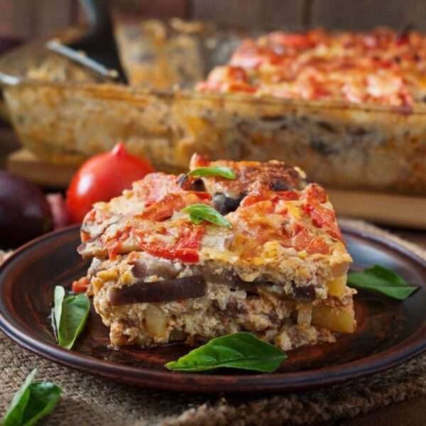 Moussaka griega: receta tradicional con berenjenas y carne picada
