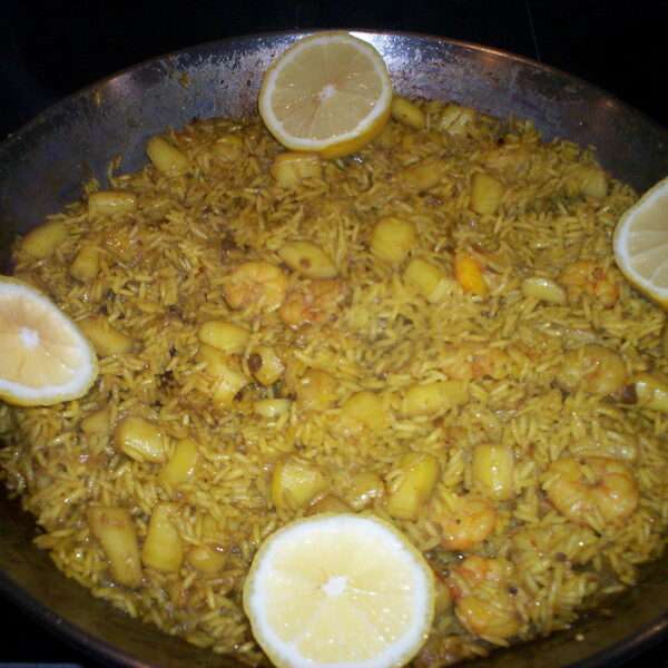 Arroz con sepia y gambas