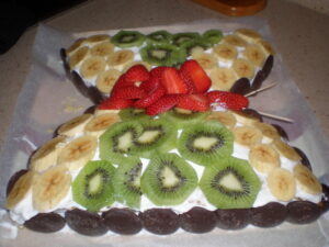 Tarta de mariposa con frutas