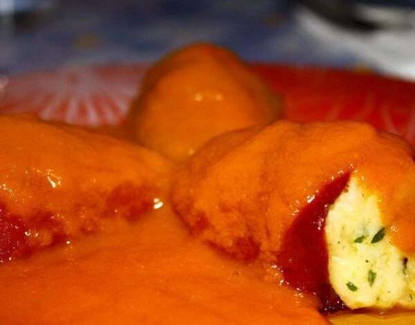 pimientos de piquillo rellenos de bacalao
