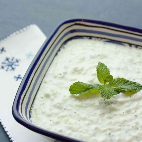 Auténtica salsa de yogur para el kebab