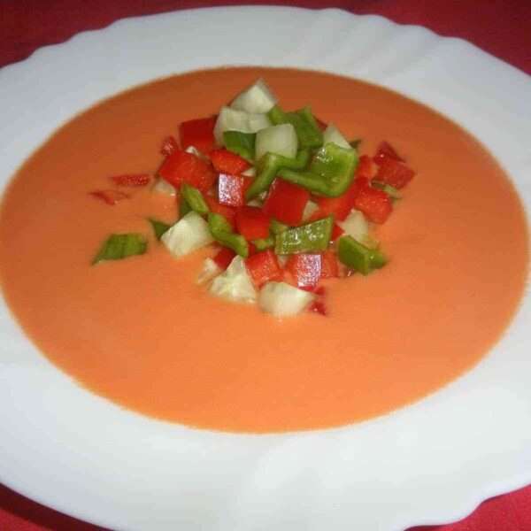 Aprende a preparar un auténtico gazpacho andaluz