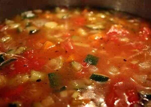 Sopa minestrone a la genovesa