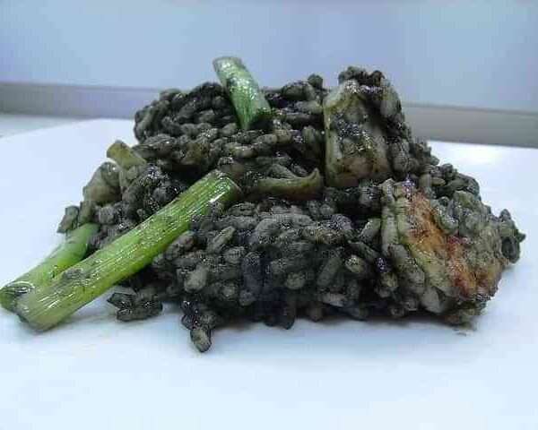Arroz negro con marisco