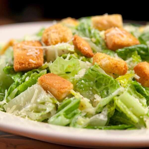 Ensalada César, fácil y riquísima.