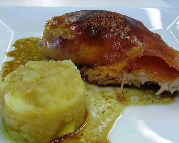 Pierna de cerdo asada con un toque cítrico