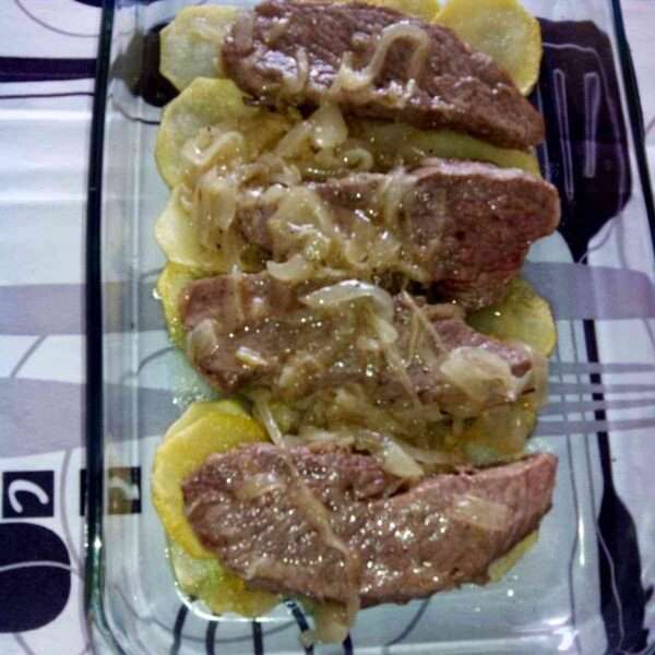 Receta de ternera encebollada
