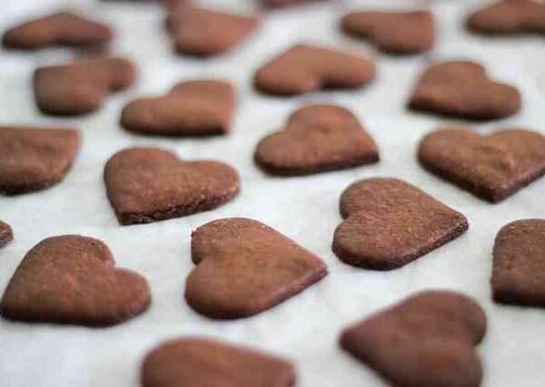 Galletas corazón de chocolate para San Valentín