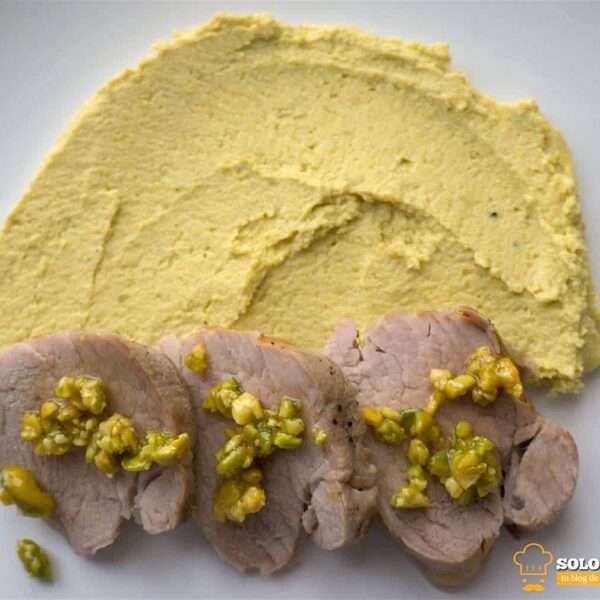 Solomillo a la sal con hummus de pistacho