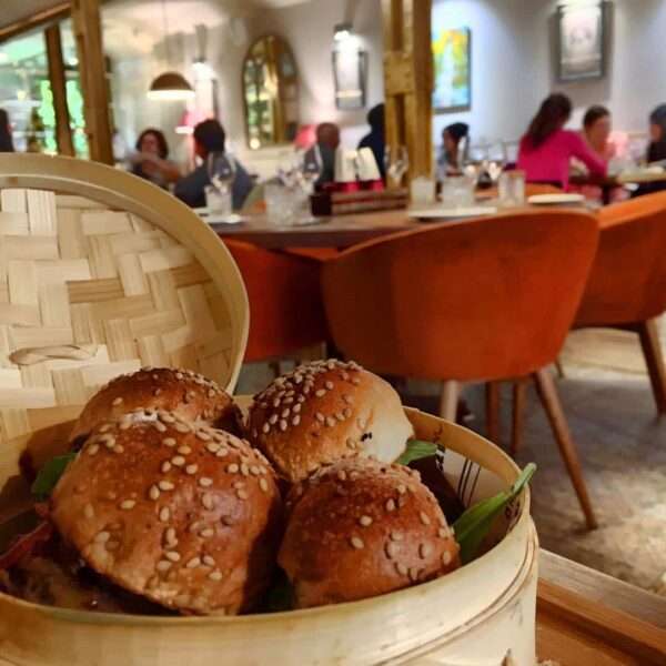 Miniburguer en la caja de fuencarral #Madrid.