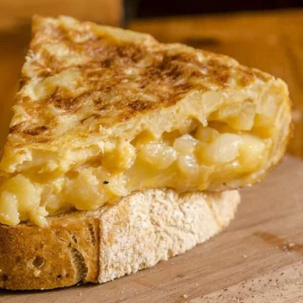3 de cada 5 españoles prefieren la tortilla de patatas con cebolla