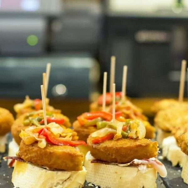 Recorrer España de punta a punta por medio de sus tapas