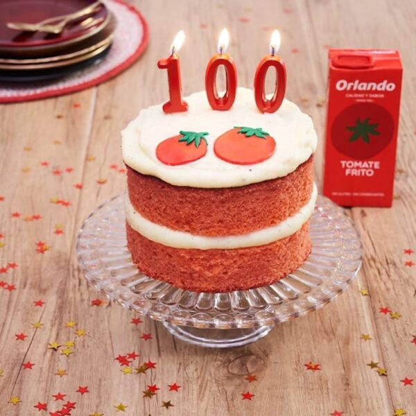 100 años del tomate Orlando y su tarta de cumpleaños