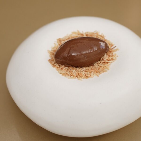La chef Carolina Sánchez propone una receta con chocolates Paccari para descubrir la gastronomía ecuatoriana
