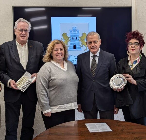 Deba se suma al programa del Departamento de Salud y Colegio de Farmacéuticos de Gipuzkoa para mejorar el uso de medicamentos para personas usuarias del Servicio de Ayuda Domiciliaria y Servicios Sociales