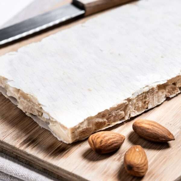 La almendra y la miel, la clave de un buen turrón
