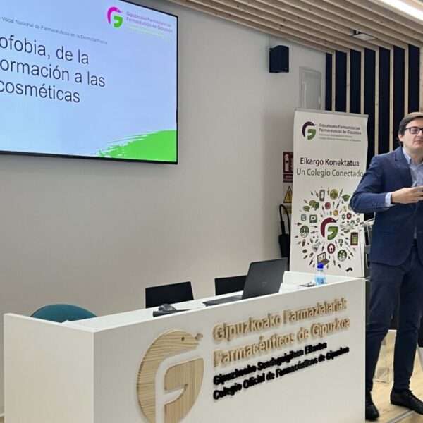 Medio centenar de farmacéuticos de Gipuzkoa se forman en dermofarmacia para paciente oncológico
