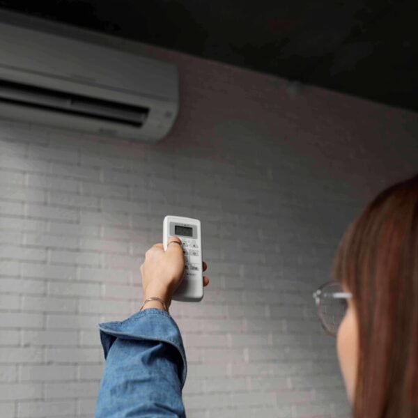 Solar360 analiza el ventilador y el aire acondicionado como alternativas para combatir el calor del verano