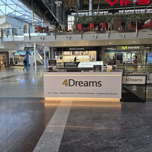 4Dreams impulsa la sostenibilidad con su nuevo stand de material reciclado en Príncipe Pío