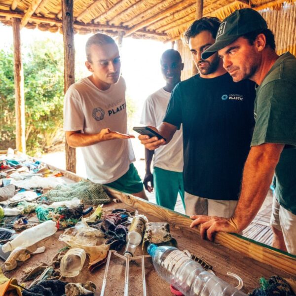 España lanza el primer espacio de datos oceánicos sobre plástico: el nuevo 'oro azul'