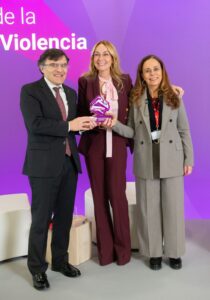 FCC premia a Fundación ONCE por su labor y atención a las mujeres víctimas de violencia de género