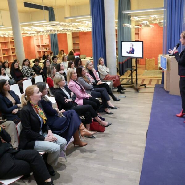 Womanation Congress vuelve a València con las claves sobre qué está pasando con los datos, la privacidad y la tecnología que rodea el mundo